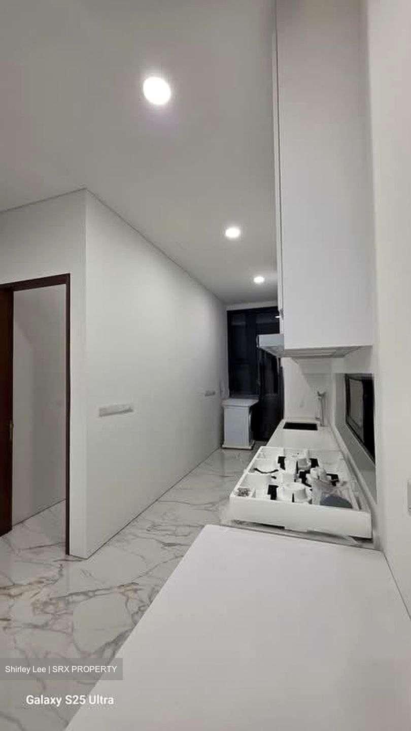 West Coast Road (D5), Terrace #541559071